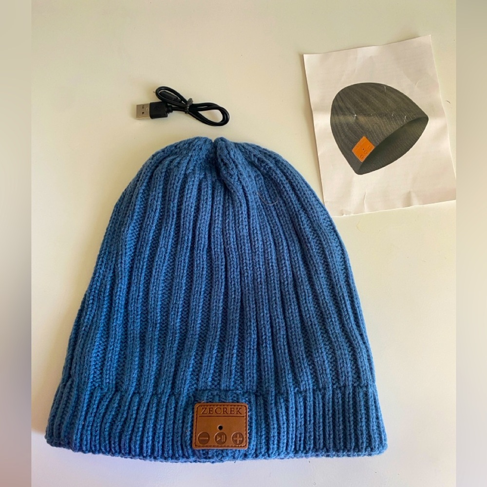 ZecRek Blue Knit Beanie Hat with Bluetooth Removable Speakers